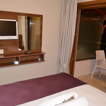 Hotel Ada