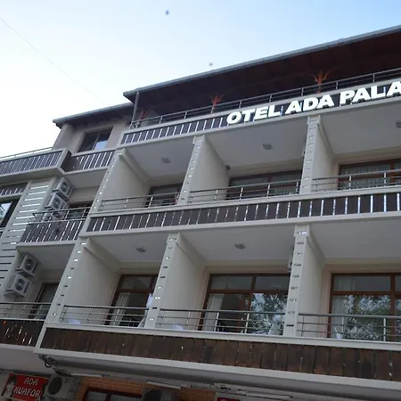 Ada Hotel *