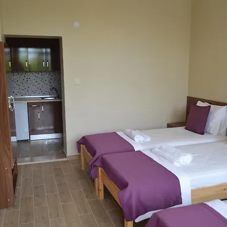 Ada Hotel